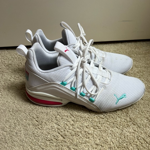 Puma Running Shoes - Picture 2 of 7